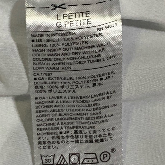 Bananna Republic Women floral V-neck ,Cap Sleeve - Picture 4 of 5